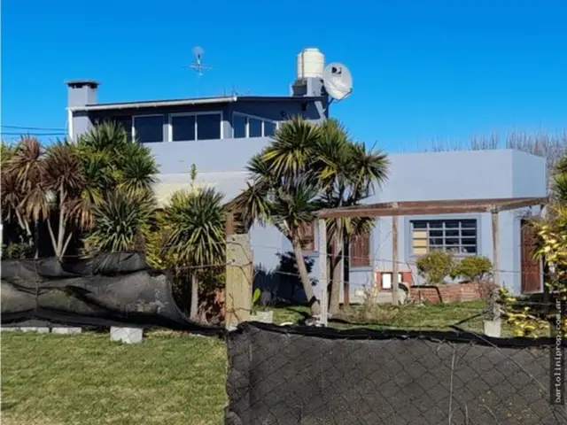 Casa de 3 ambientes en venta en Camet