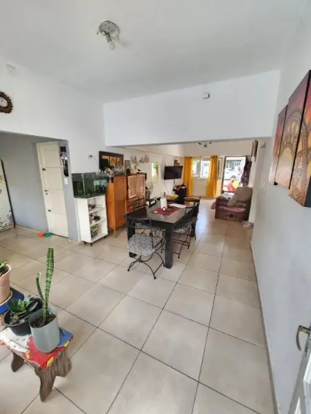 Casa de 3 ambientes en venta en RIVADAVIA BERNARDINO