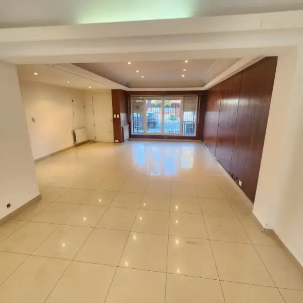 Casa de 5 ambientes en venta en NUEVA POMPEYA