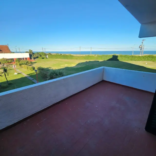 Departamento de 1 ambiente en venta en LOS ACANTILADOS