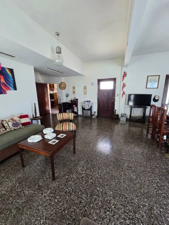 Casa de 3 ambientes en venta en ESTRADA JOSE MANUEL