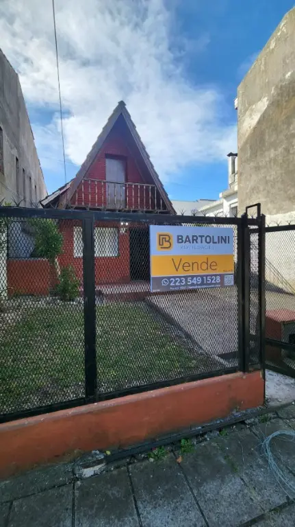 Casa de 2 ambientes en venta en VILLA PRIMERA