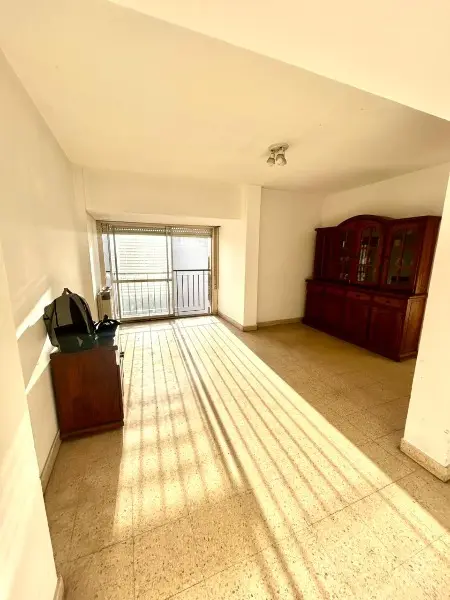 Departamento de 3 ambientes en venta en LA PERLA
