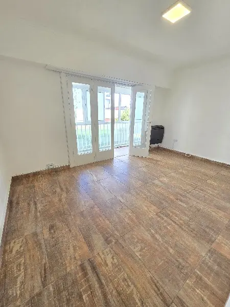Departamento de 3 ambientes en venta en LA PERLA