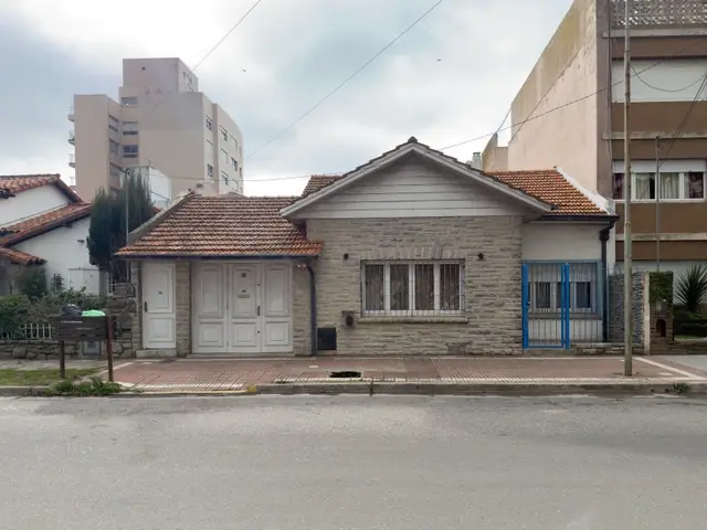 PH de 4 ambientes en venta en LA PERLA