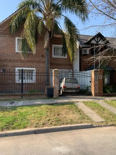 Casa de 1 ambiente en venta en LA PERLA