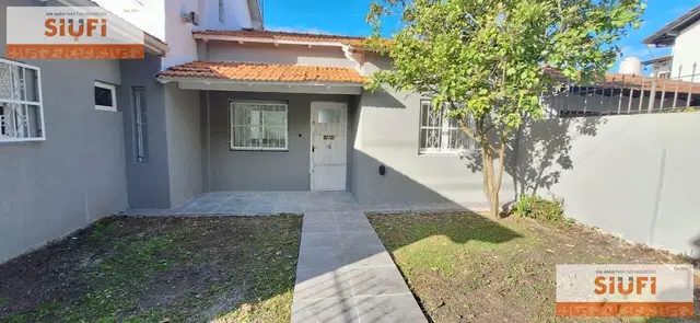 Casa de 3 ambientes en venta en PARQUE LURO