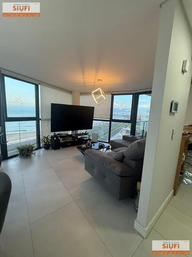 Departamento de 3 ambientes en venta en Constitución