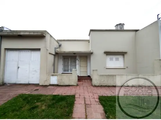 Casa de 5 ambientes en venta en PERALTA RAMOS OESTE