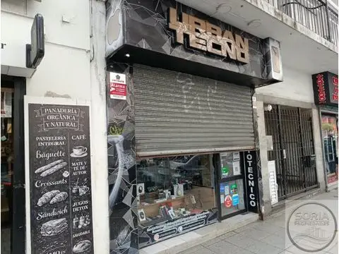 Local en venta en Área Centro