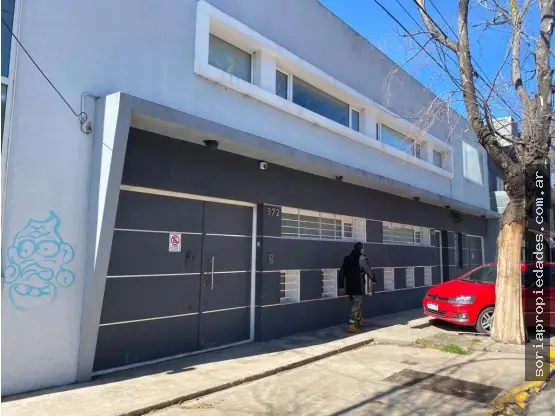 Casa de 3 ambientes en venta en PARQUE LURO