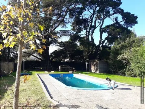 Casa de 4 ambientes en venta en ESTACION CAMET
