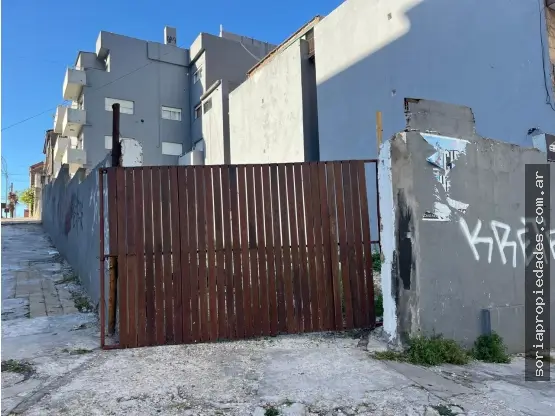 Terreno en venta en LA PERLA
