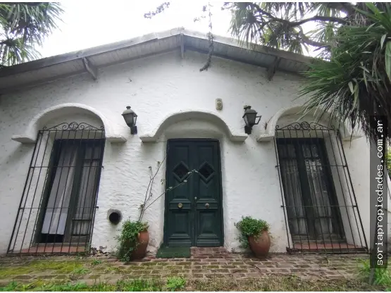 Casa de 4 ambientes en venta en Centro