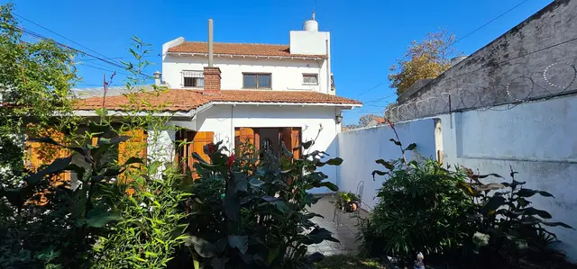 Casa de 4 ambientes en venta en PLAZA PERALTA RAMOS