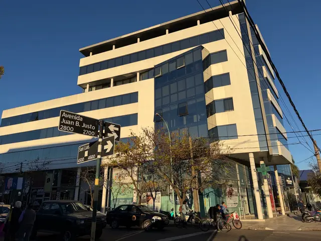 Local de 3 ambientes en venta en SAN JOSE