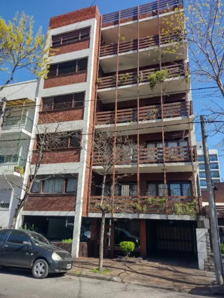 Departamento de 4 ambientes en venta en Centro