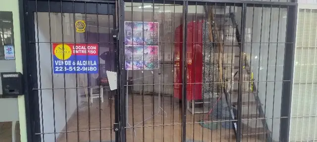 Local de 2 ambientes en alquiler en Centro
