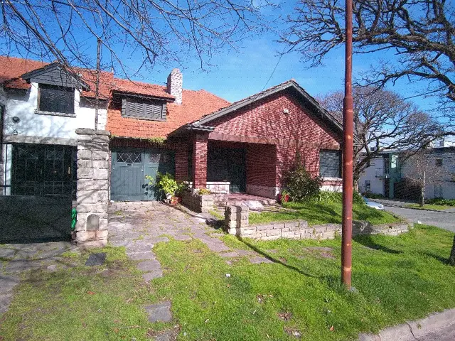 Casa en venta en LOS TRONCOS