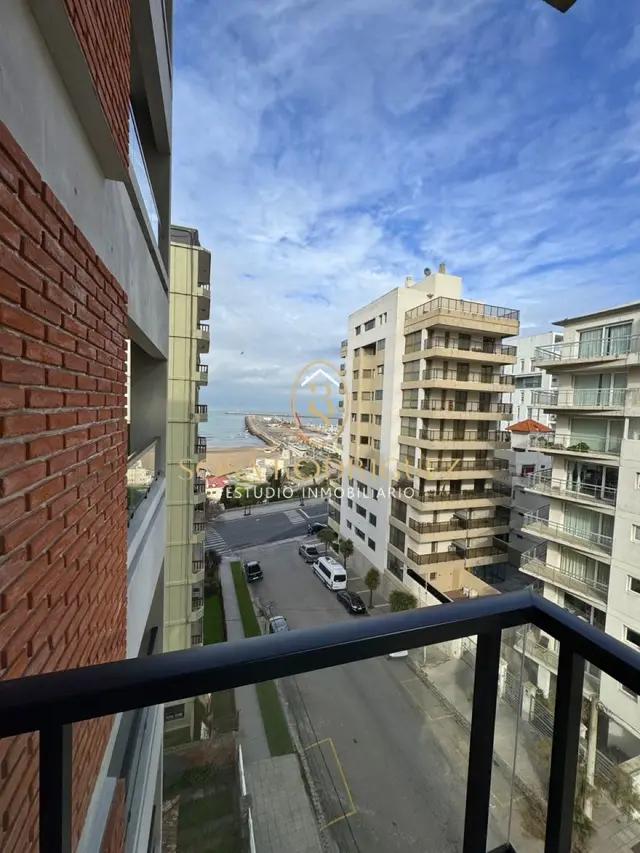 Departamento de 4 ambientes en venta en LEANDRO N. ALEM