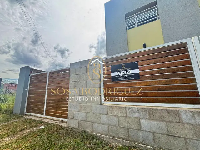 Casa de 2 ambientes en venta en FRAY LUIS BELTRAN