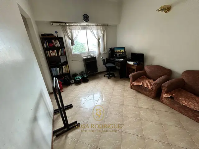 Departamento de 3 ambientes en venta en ESTACION TERMINAL (ALDREY)