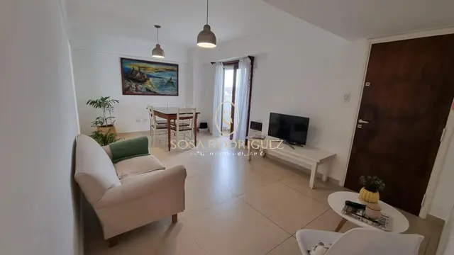Departamento de 3 ambientes en venta en LOS TRONCOS