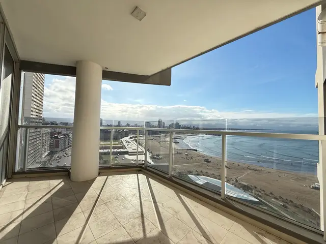 Departamento de 4 ambientes en venta en Güemes
