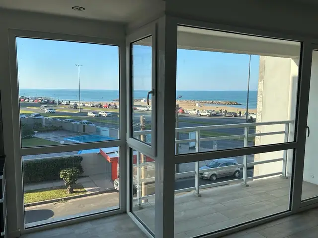 Departamento de 2 ambientes en venta en PARQUE LURO
