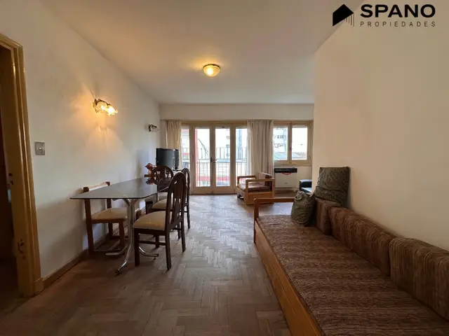 Departamento de 4 ambientes en venta en Centro
