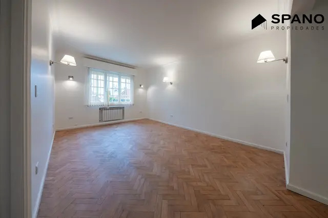 Departamento de 4 ambientes en venta en Centro