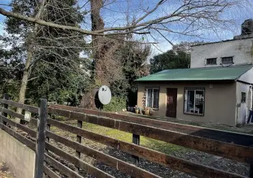 Casa de 3 ambientes en venta en LOS ACANTILADOS