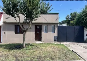 Casa de 3 ambientes en venta en MALVINAS ARGENTINAS