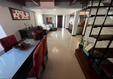 Casa de 4 ambientes en venta en LAS AVENIDAS