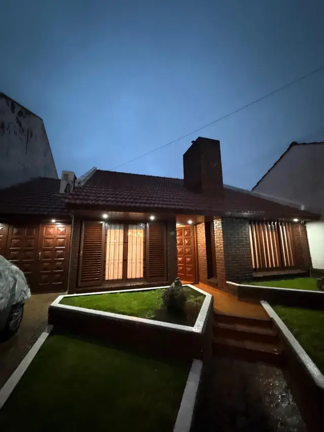 Casa de 4 ambientes en venta en PUNTA MOGOTES