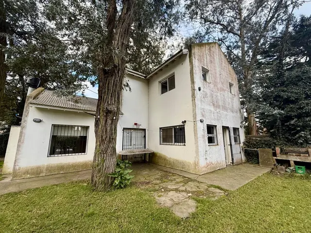 Casa de 4 ambientes en venta en Bosque Peralta Ramos