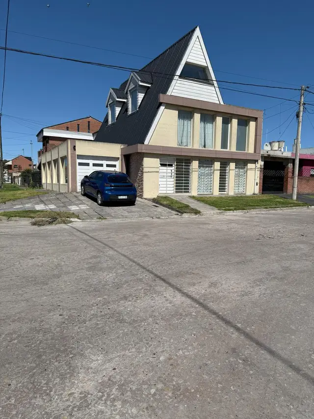 Casa de 4 ambientes en venta en COLINAS DE PERALTA RAMOS