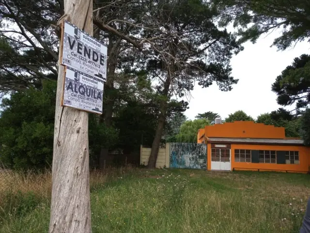 Local de 3 ambientes en venta en ESTACION CAMET