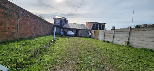 Casa de 3 ambientes en venta en LAS LILAS