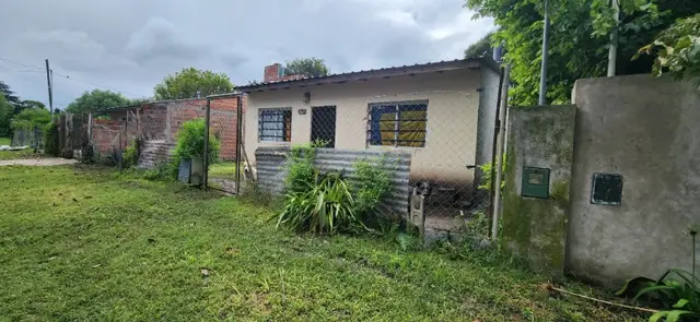 Casa de 3 ambientes en venta en ESTACION CAMET