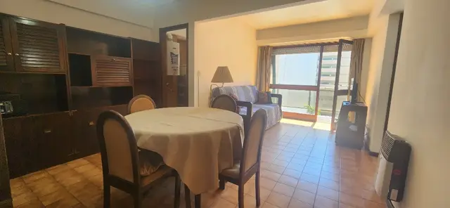 Departamento de 2 ambientes en venta en AREA CENTRO