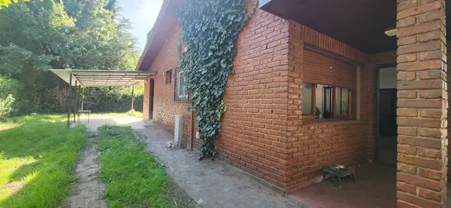 Casa de 3 ambientes en venta en ESTACION CAMET