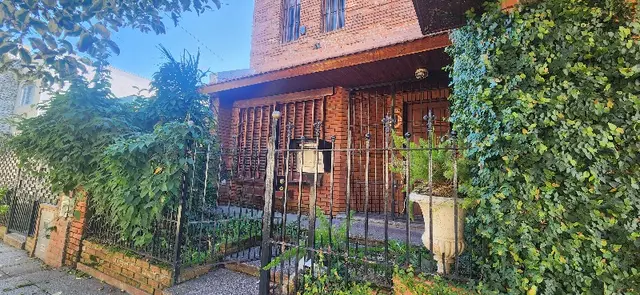 Casa de 4 ambientes en venta en VILLA PRIMERA