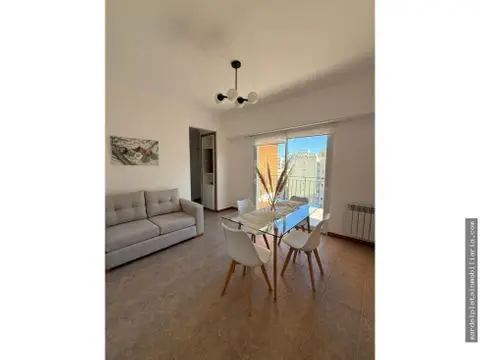 Departamento de 3 ambientes en venta en Centro