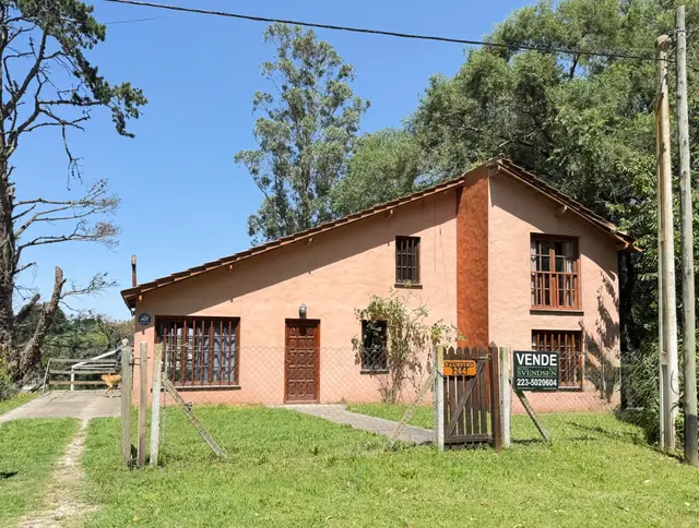 Casa de 3 ambientes en venta en SIERRA DE LOS PADRES
